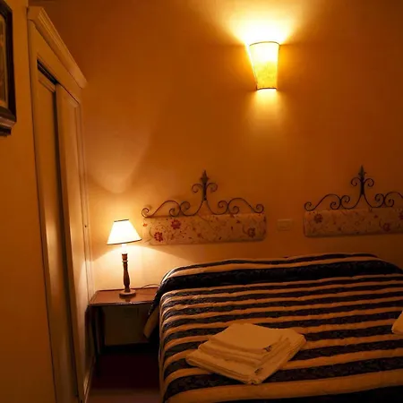 Gasthof La Tosca & Lucca