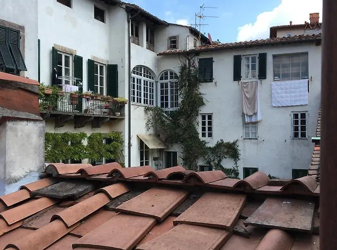 La Tosca & Casa de hóspedes 3*