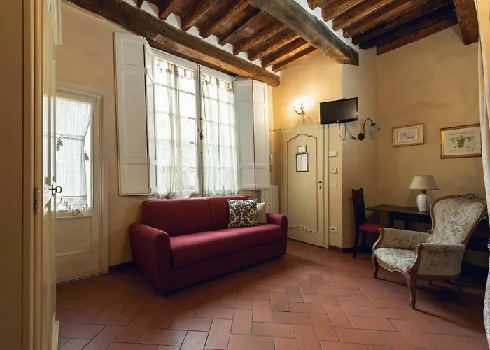 La Tosca & Casa de hóspedes 3*